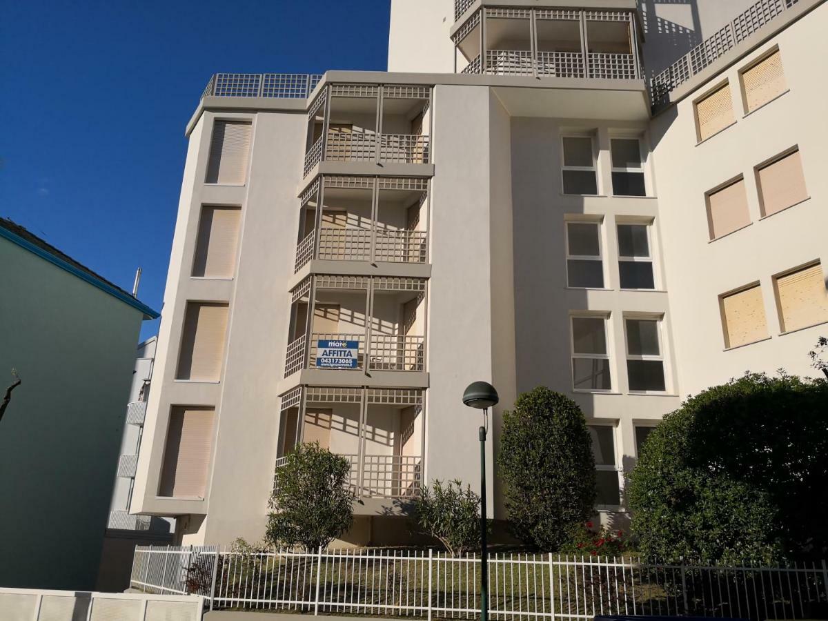 Villa Lungomare Sabbiadoro Lignano Sabbiadoro Exterior foto